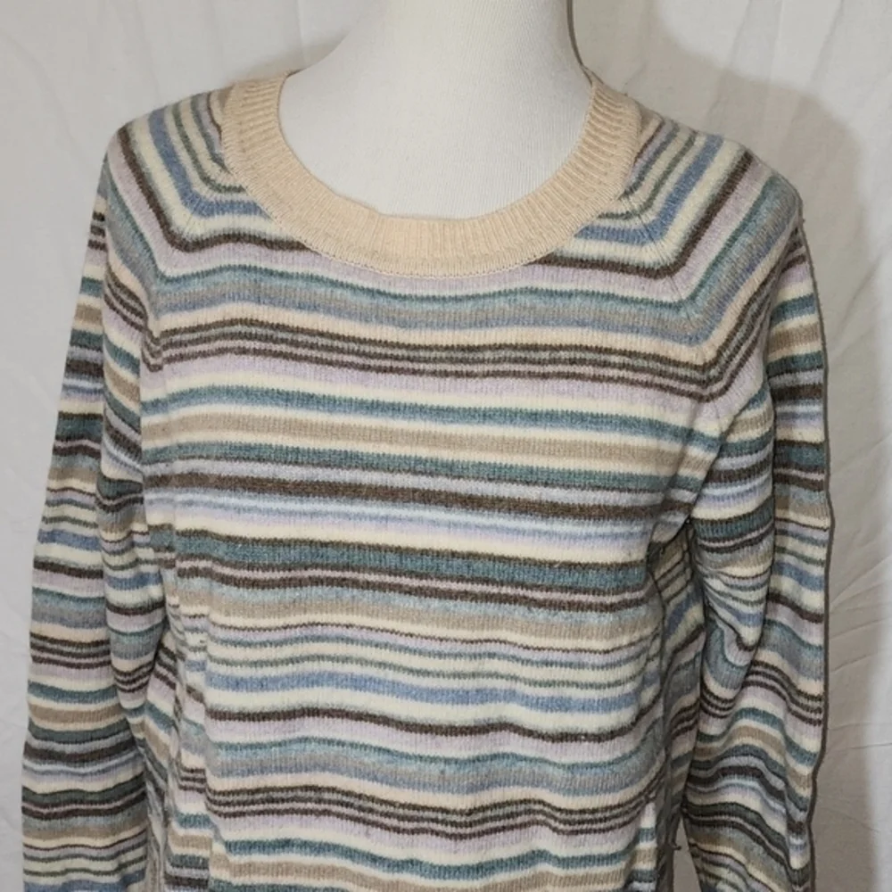New York and Company Striped Sweater‎ Size Large